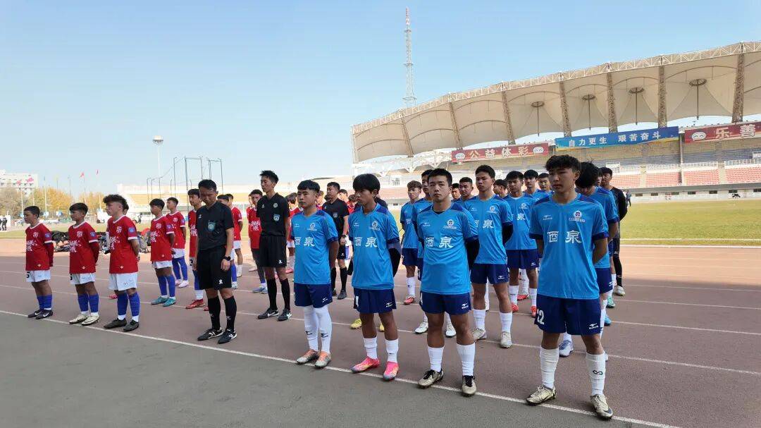 -赛事风云再起，足球联赛热闹登场