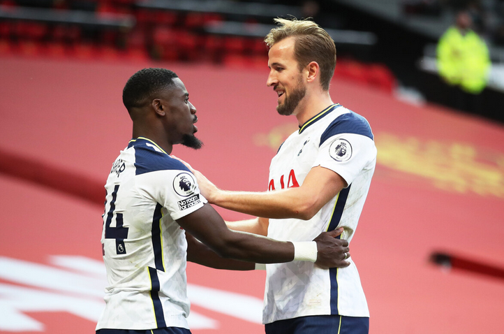 包含塞浦路斯田径选手在比赛中创下佳绩的词条