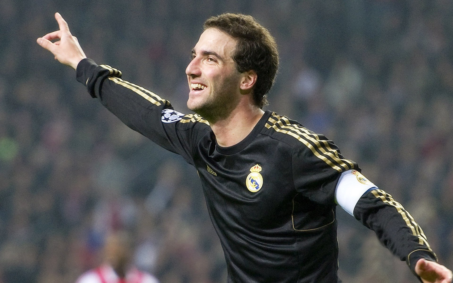 开云APP-奥运周期关键战之夜，库尔图瓦如何成为攻防转换的核心引擎